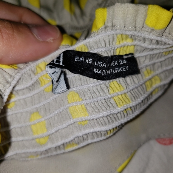 Polka dot peplum top - Picture 3 of 3